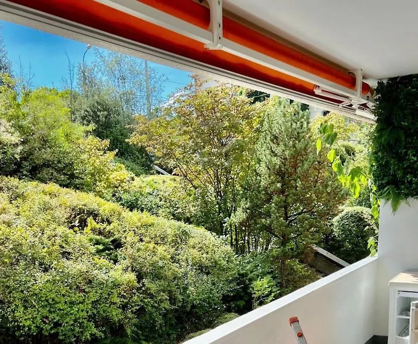 Appartement 7,0 Pieces 3 Chambres Proximite Aeroport Genève 0*,  Suisse